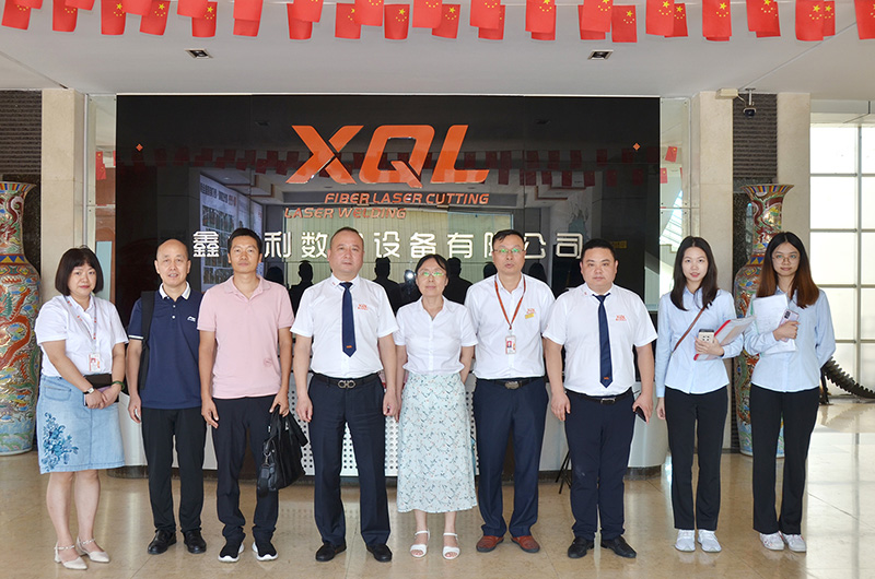 廣東省順德區(qū)高企協(xié)會領(lǐng)導(dǎo)蒞臨鑫全利參觀指導(dǎo)工作！